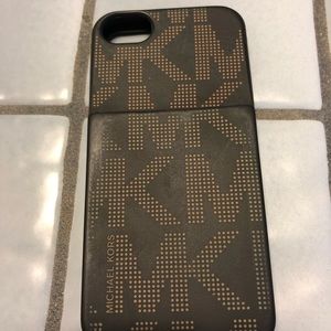 Michael kors iphone 5 case outlet sales